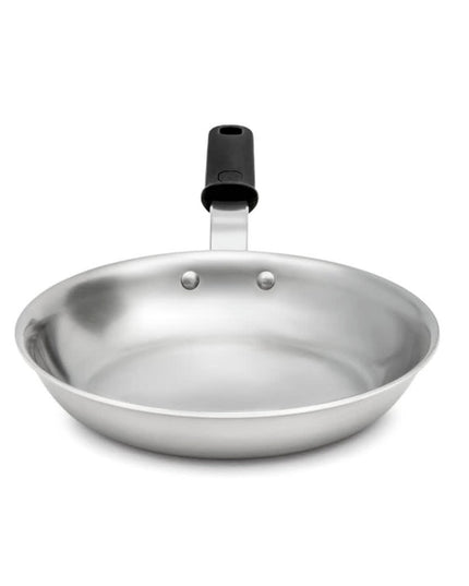 Chảo Rán Vollrath 692108 Tribute® 20.3 cm Thép Không Gỉ Tay Cầm Silicone Rỗng - Dùng Cho Bếp Từ
