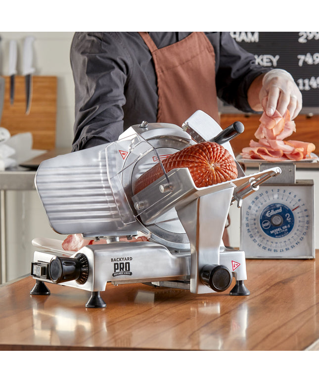 Máy thái thịt trọng lực thủ công Backyard Pro SL109E Butcher Series 23 cm - 120V