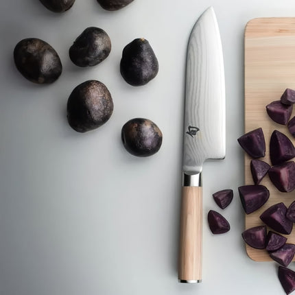 Dao Santoku Shun DM0702W 17.8 cm Cán Pakkawood Vàng Thép Không Gỉ