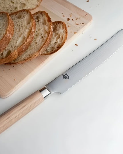 Dao Cắt Bánh Mì Shun 23 cm Cán Gỗ Pakkawood Vàng, Thép Không Gỉ (DM0705W)