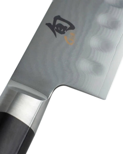 Dao Santoku Shun Classics DM0718 17.8 cm Cán Packwood Hình Chữ D