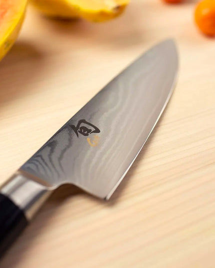 Dao Đầu Bếp Shun Classics Lưỡi 15.2 cm Cán PakkaWood Hình Chữ D (DM0723)