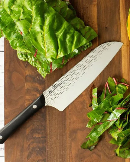 Dao Santoku Kai HT7064 17.8 cm Cán POM Đen Lưỡi Thép Không Gỉ