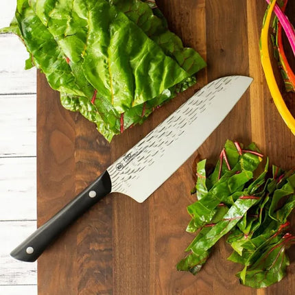 Dao Santoku Kai HT7064 17.8 cm Cán POM Đen Lưỡi Thép Không Gỉ