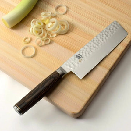 Dao Nakiri Shun 14 cm Lưỡi Thẳng Cạnh & Sống Lưỡi Rèn Búa (TDM0742)