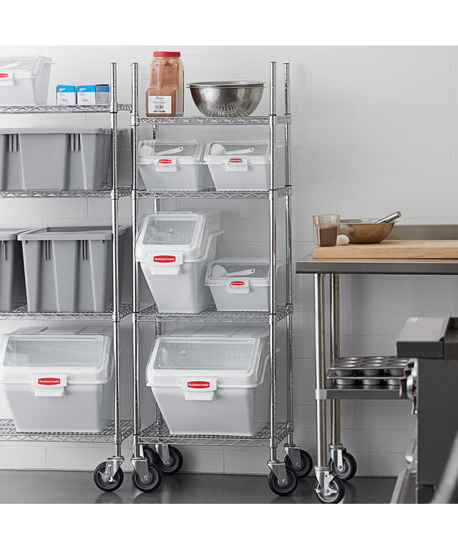 Bộ kệ thùng đựng nguyên liệu Rubbermaid® 46 x 61 cm kèm 5 thùng để kệ