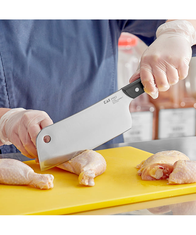 Dao chặt Kai PRO HT7067 cán POM đen 18 cm