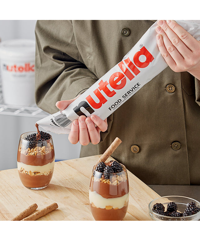 Kem phết hạt phỉ Nutella 2,2 lb (1 kg) túi bắt kem - Thùng 6 túi