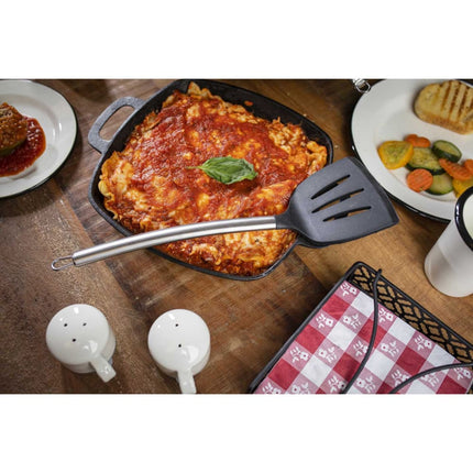 Phới Xẻng Phục Vụ Có Khe Tablecraft CW403 35.6 cm Đầu Silicone Đen Tay Cầm Thép Không Gỉ