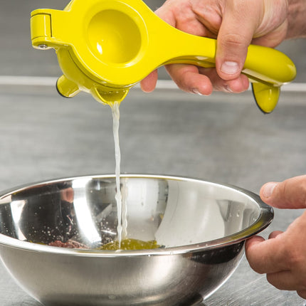 Dụng Cụ Vắt Cam Chanh Cầm Tay Tablecraft V119 Vàng