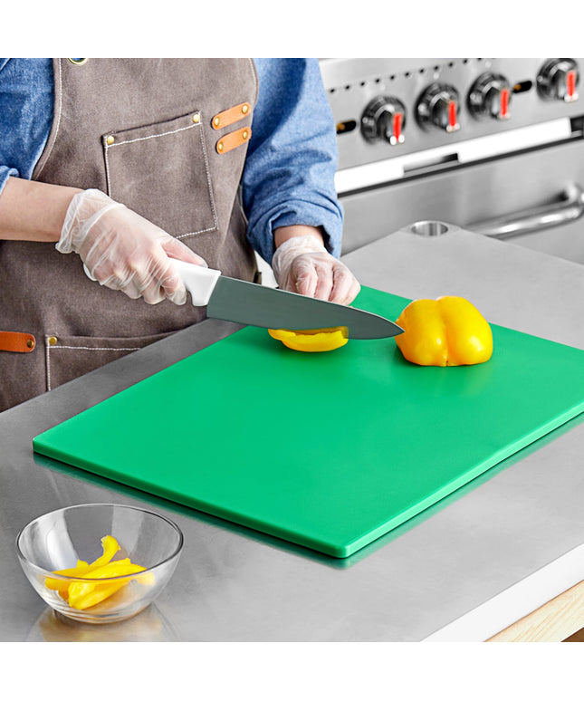 Thớt nhựa polyethylene xanh lá Choice 51 x 38 x 1,3 cm