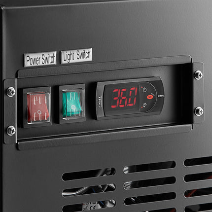 Tủ mát trưng bày để bàn cửa lật Avantco CRM-5-HC đen 110 lít