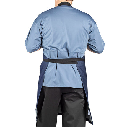 Tạp dề yếm vải denim 100% cotton có thể tùy chỉnh Uncommon Chef 3108 Radical xanh indigo, dây viền đen và 3 túi