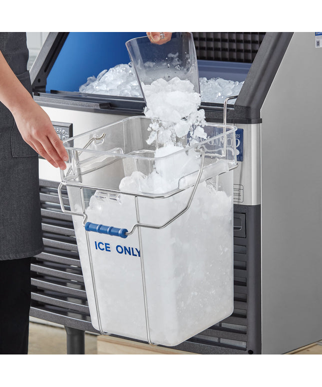 Bộ thùng đựng đá vuông nhựa polycarbonate Vigor 20,8 lít, kèm giá treo, muôi xúc 1,9 lít và giá đỡ muôi