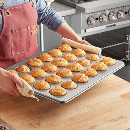 Khuôn bánh muffin / cupcake thép carbon chống dính Choice 24 khuôn 100 ml - 55 x 39 cm