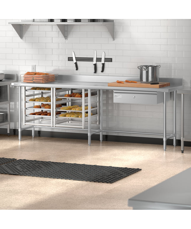 Bàn thao tác chân hở inox Regency Spec Line Easy Attach 61 x 244 cm dày 14 gauge kèm tấm chắn sau 10 cm