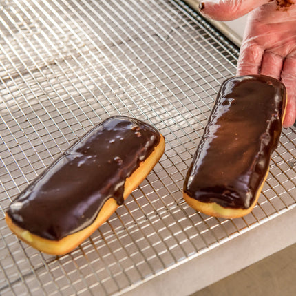 Kem phủ bánh donut và cuộn socola Rich's Heat 'n Ice - xô 5,4 kg