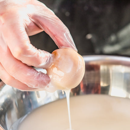Lớp phủ bánh donut vị mật ong Rich's 11 kg - Xô
