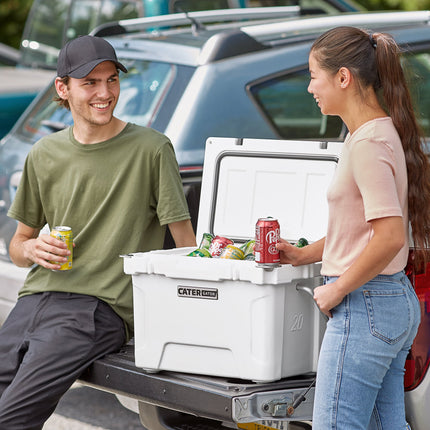 Thùng giữ lạnh ngoài trời đúc quay CaterGator CG20WH màu trắng 19 lít