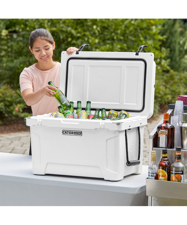Thùng đá ngoài trời quay khuôn CaterGator CG45WH trắng 45 Qt (42,6 lít)