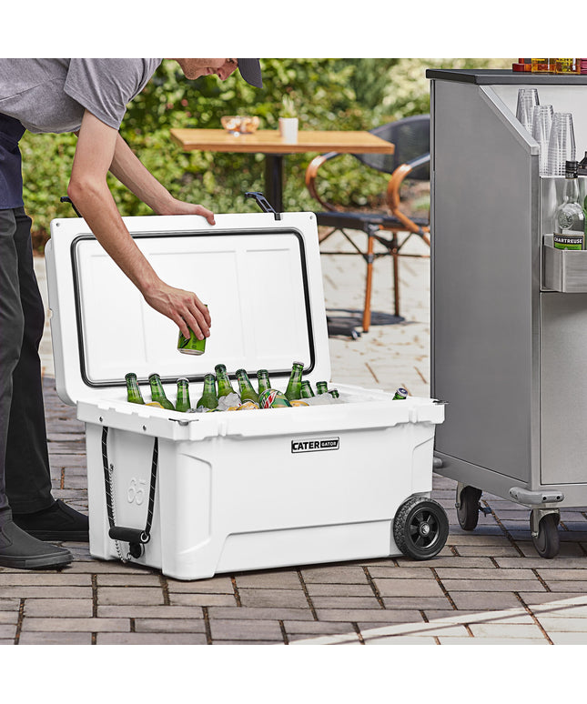 Thùng giữ lạnh ngoài trời di động đúc quay CaterGator CG65WHW màu trắng 62 lít