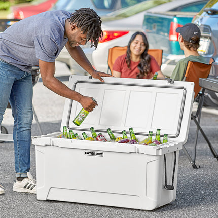 Thùng đá đúc quay CaterGator CG100WH màu trắng 104 lít