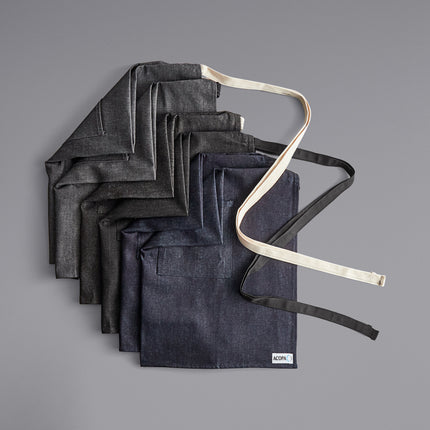 Tạp dề yếm vải denim điều chỉnh được Acopa Kennett đen, 3 túi và dây viền tự nhiên