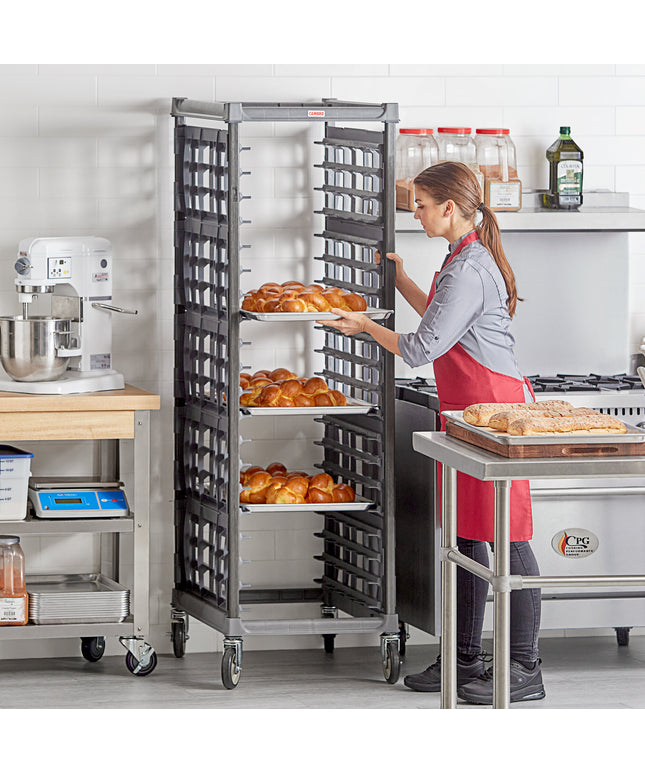 Xe giá đựng khay nướng 20 khay Cambro UPR1826F20 Camshelving nạp đầu, bánh xe kim loại - Chưa lắp ráp