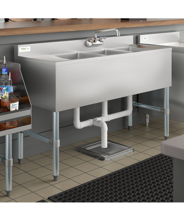 Bồn rửa dưới quầy bar ba ngăn Regency 122 x 48 cm kèm vòi và mặt ráo bên trái