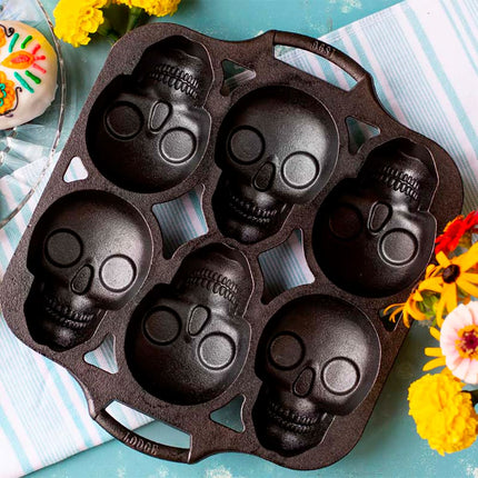Khuôn Bánh Gang Mini Lodge BWSKULL 6 Ngăn Hình Đầu Lâu