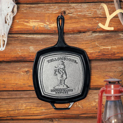 Chảo Nướng Gang Vuông Lodge L8SGPYW Yellowstone Cowboy 26.7 cm