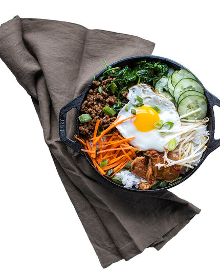 Chảo Wok Mini Gang Lodge L9MW 22.9 cm Có Tay Cầm