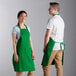 Tạp dề yếm 2 túi pha polyester-cotton điều chỉnh màu xanh kelly Choice
