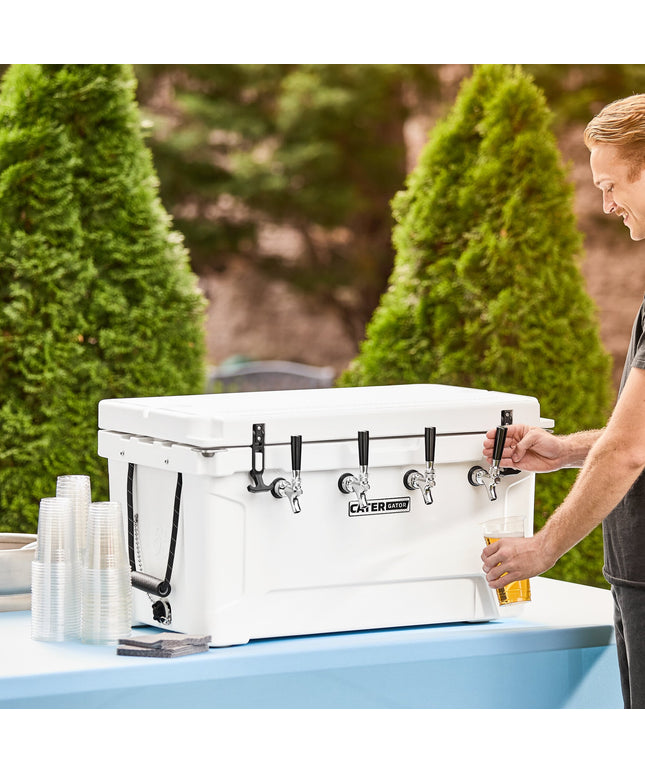 Thùng jockey box cách nhiệt 4 vòi màu trắng CaterGator JB65WH4 64 lít cuộn 24 m