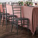Ghế Chiavari Lancaster Table & Seating nhựa đen gia cố thép loại nặng