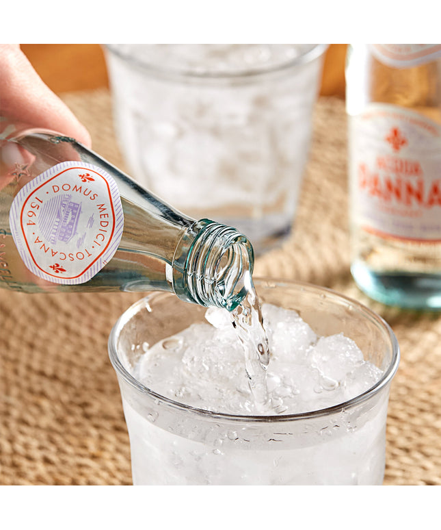 Nước suối tự nhiên Acqua Panna chai thủy tinh 250 ml - Thùng 24 chai