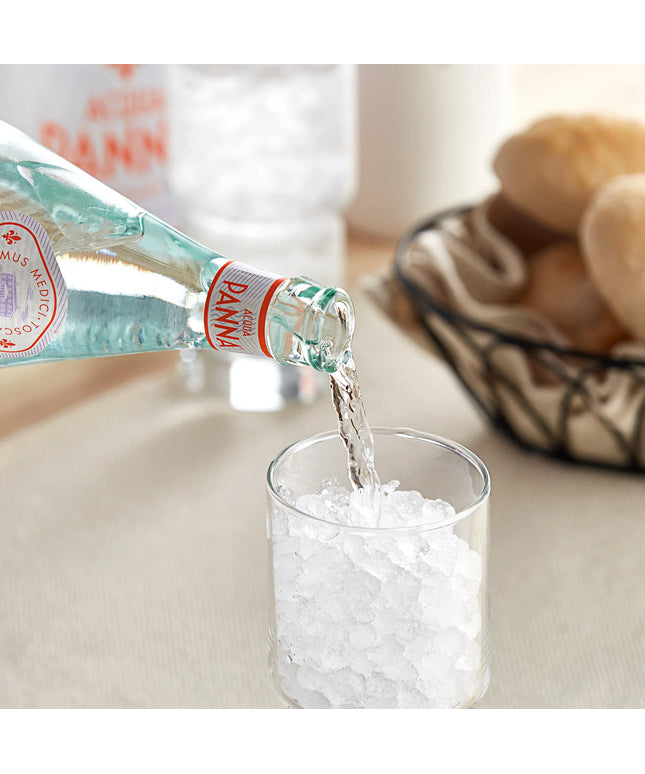 Nước khoáng thiên nhiên Acqua Panna chai thủy tinh 1 lít - Thùng 12 chai