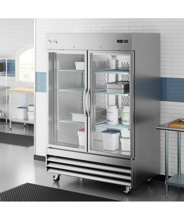 Tủ mát đứng cửa kính inox Avantco SS-2R-G-HC 137 cm