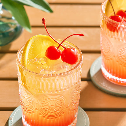 Cherry maraschino còn cuống Hometown Provisions 3,8 lít - Thùng 4 hũ