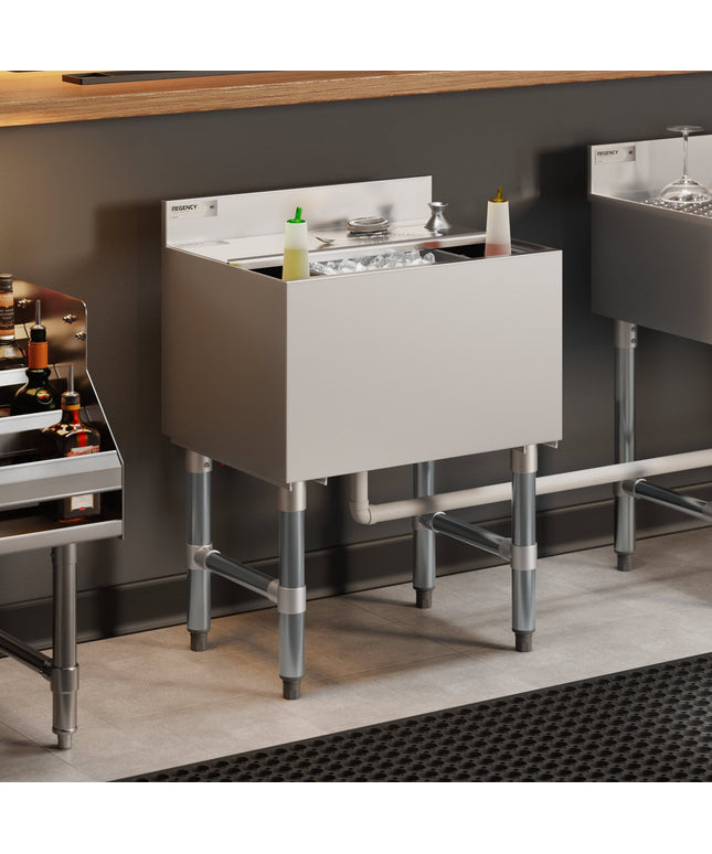 Thùng đá âm quầy bar Regency 46 x 61 cm kèm tấm làm lạnh 7 mạch, giá giữ chai và nắp trượt - 23 kg