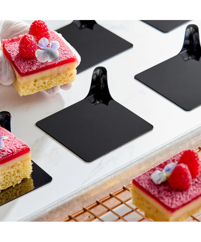 Khay trưng bày bánh ngọt nhựa vuông Pavoni 8 x 8 cm màu đen - Thùng 250 cái