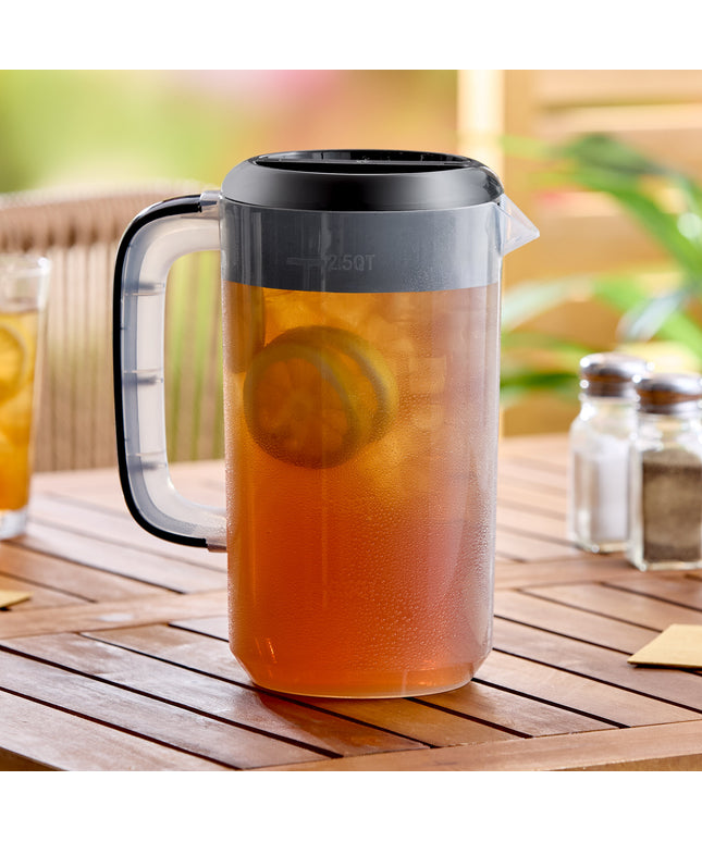 Bình rót đồ uống nhựa PP có nắp và tay cầm đen Choice 2,4 lít - Thùng 12 cái