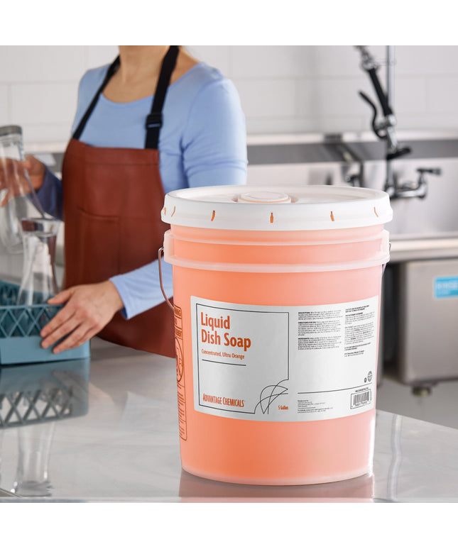 Nước rửa chén cô đặc Advantage Chemicals Ultra Citrus 18,9 lít / 640 oz