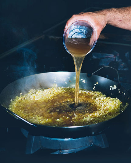 Chảo Paella Matfer Bourgeat 062051 35.9 cm Thép Đen Thành Cong