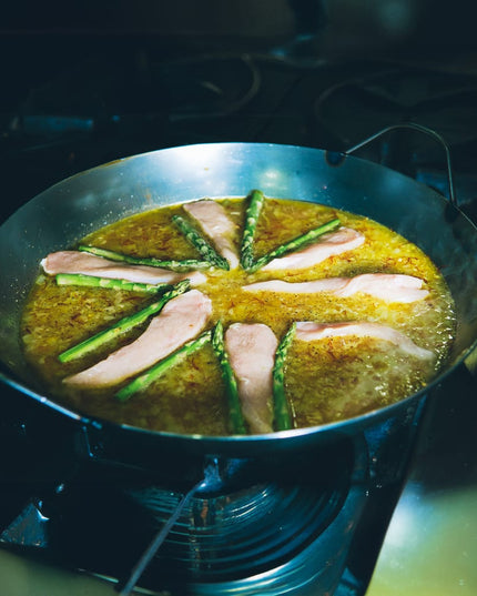 Chảo Paella Matfer Bourgeat 062051 35.9 cm Thép Đen Thành Cong