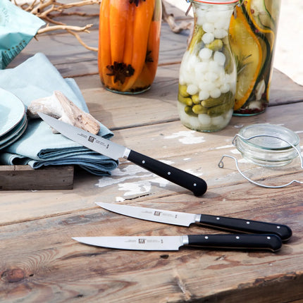 (4 pieces) ZWILLING | Steak Knife Set – Serrated Edge - Black Handle - Stainless Steel