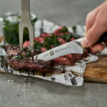 (4‑Piece) ZWILLING | Steak Knife Set – FRIODUR® Ice‑Hardened Blades - Made in Germany - Black Handles