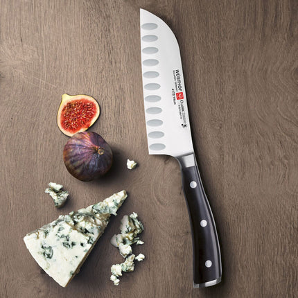 Dao Santoku Wusthof 1040331314 12.7 cm Lưỡi Rỗng