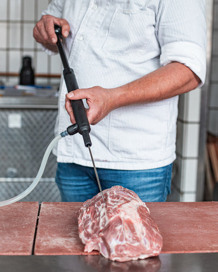 Dụng Cụ Tiêm Nước Muối F.DICK
