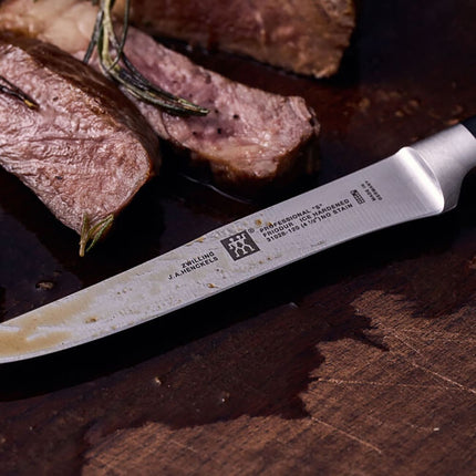 Dao Bít Tết Zwilling 1001504 11.4 cm Cán Nhựa Đen Thép Không Gỉ Carbon Cao